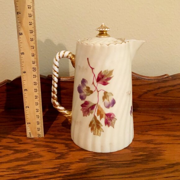 Antique Rudolstadt Germany Hand Painted Porcelain Chocolate Pot - Picture 4 of 8